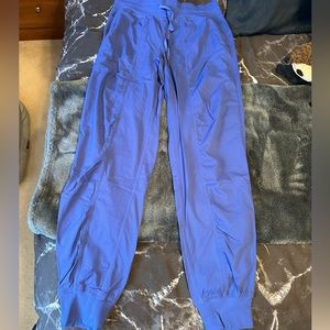 Lululemon studio pants